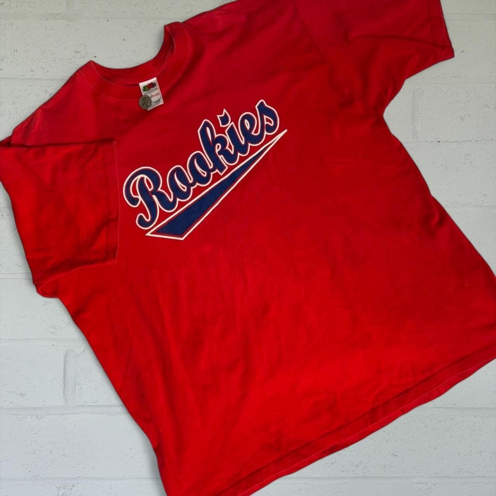 Vintage Fruit of the Loom Lofteez Rookies 15 Graphic T-Shirt Red Mens 2XL Y2K